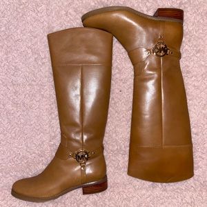 Micheal Kors Fulton Harness Boot size 8.5